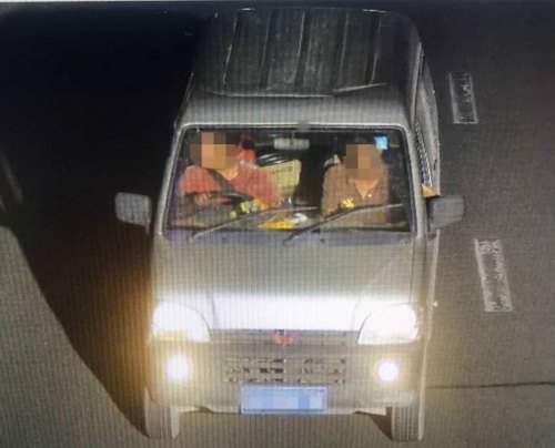 訊電纜被盜割，警方雷霆出擊抓獲犯罪嫌疑人 